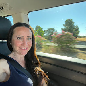 Meet your Posher, Danielle